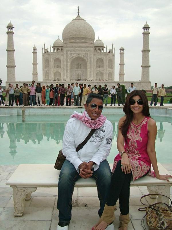 Shilpa Shetty Spotted With Jermaine Jackson 