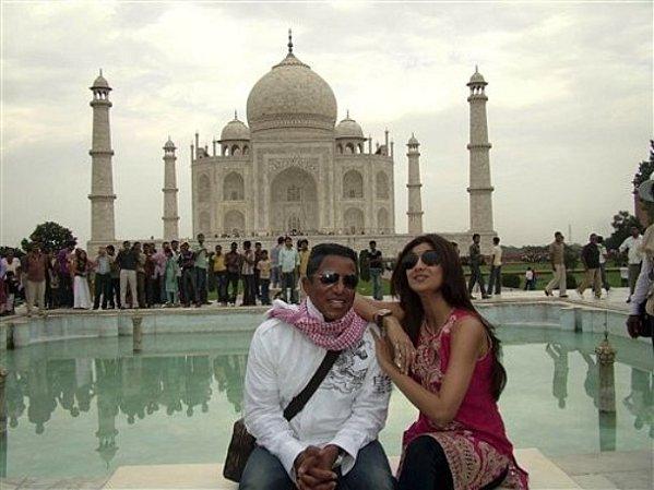 Shilpa Shetty Spotted With Jermaine Jackson 