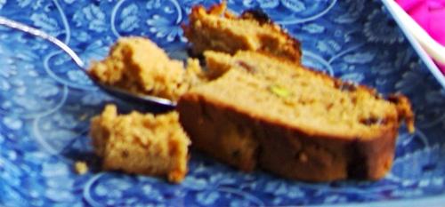 IMGP5567 Le cake indien de Beena vu depuis mes rêves, nécessairement un peu flou...