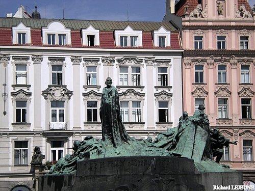 AMOURS ESTIVALES - 5. PRAGUE : LA VILLE ET SES DIFFÉRENTS QUARTIERS