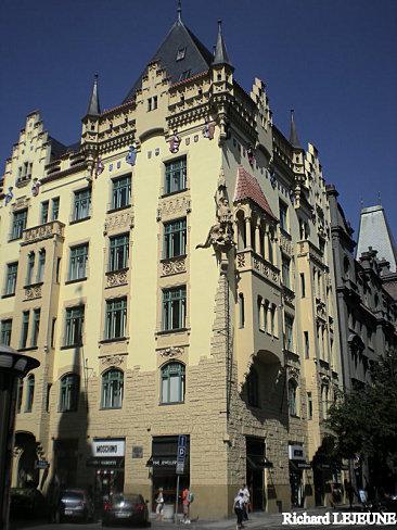 AMOURS ESTIVALES - 5. PRAGUE : LA VILLE ET SES DIFFÉRENTS QUARTIERS