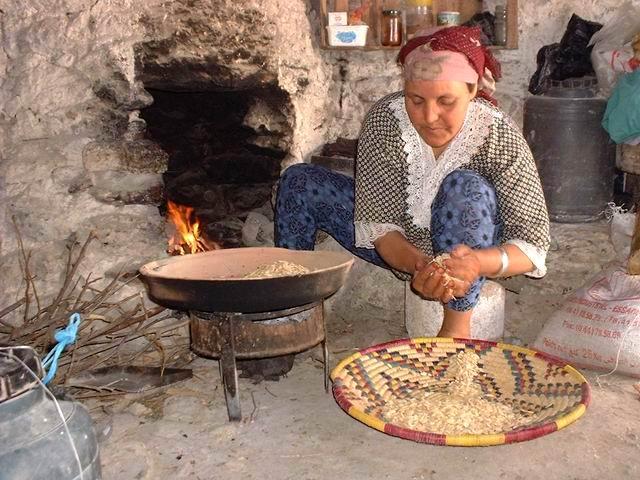 Huile d'argan 100% Bio aux multiples usages et Blog Rima Huile d'argan 100% Bio aux multiples usages et Blog Rima