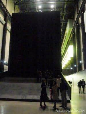 Dans le noir a la Tate Modern