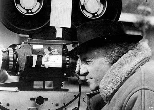 Federico Fellini : E la pellicula va... (1/2)