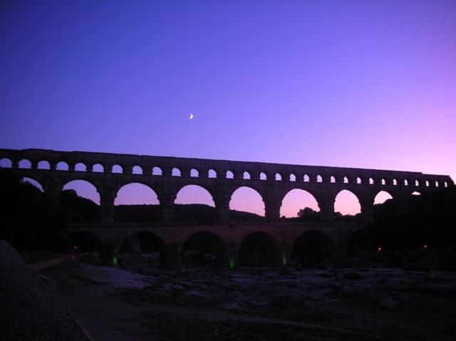 Le Pont du Gard : un monument romain ...
