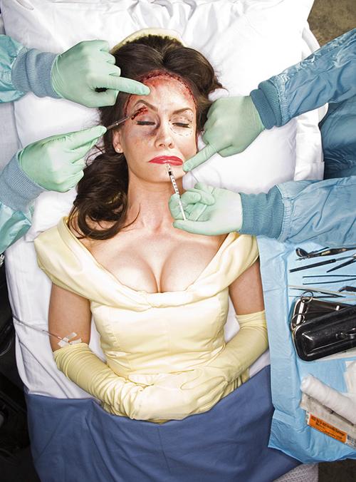 Dina Goldstein - Fallen Princesses Dina Goldstein - Fallen Princesses