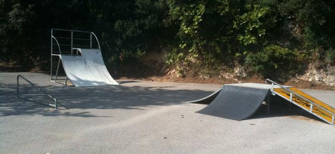 Skatepark François Jacob de Mouans-Sartoux (06) Skatepark François Jacob de Mouans-Sartoux (06)