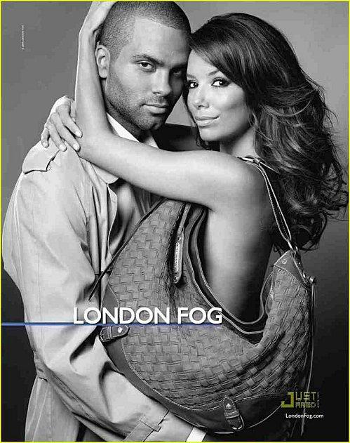 Eva Longoria pose seins nus avec Tony Parker