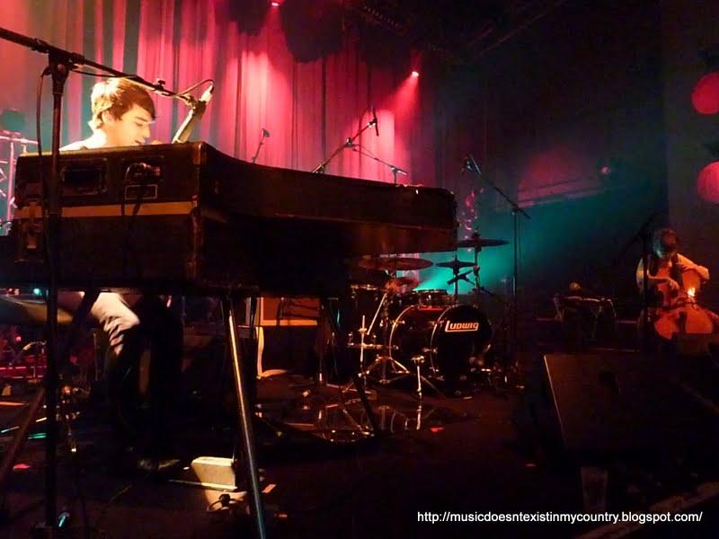 Review Concert : Camera Obscura + Magic Arm + Be My Weapon + Chris Garneau @ La Maroquinerie - Grand Mix 16/10/09 - 18/10/09