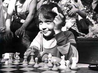 Jeff Sarwer, champion du monde d'échecs à 7 ans 
