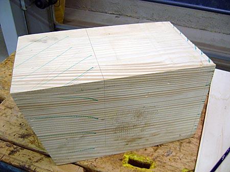 Du bois brut jusqu'au polyèdre cubique à pointes… Du bois brut jusqu'au polyèdre cubique à pointes…