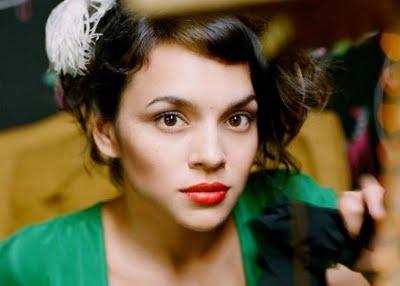 Norah Jones • Chasing Pirates (Clip)