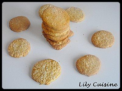 Biscuits croquants à la noix de coco