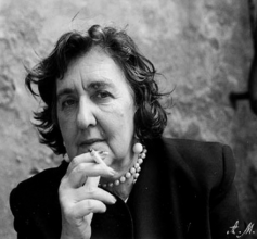 Alda Merini, figure de la poésie italienne, meurt à Milan