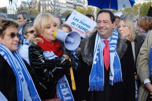 A Paris et à Strasbourg pour notre ultime liberté ! trocajlrdemangeot.JPG