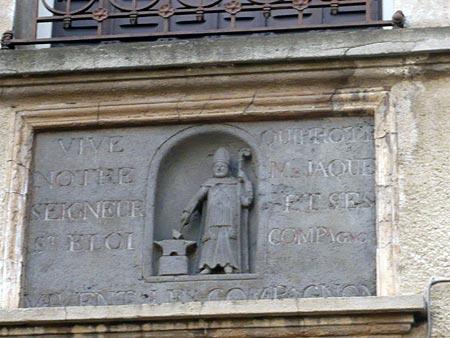 Une inscription relative à saint Éloi et à Maître Jacques à Thiers (63)