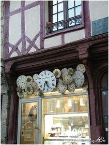 COTE OUEST ... # 2
Soleil, Ciel bleu, 21° au thermomètreT... DSCF1605b