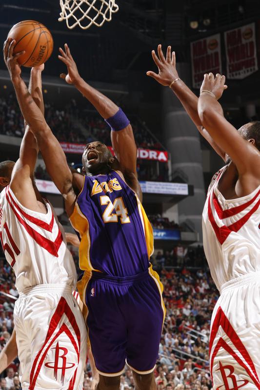 04.11.09 LA Lakers 103 @ Houston Rockets 102 04.11.09 LA Lakers 103 @ Houston Rockets 102