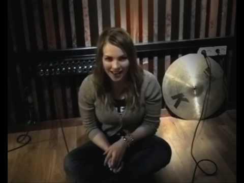 La chanson Here we are de Lene Marlin, tout simplement magique ! Image de prévisualisation YouTube