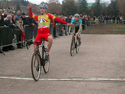 Cyclo cross - Laurent Lecoeur a dû attendre le sprint à Bonnétable