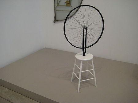 800px_Duchamp_wheel
