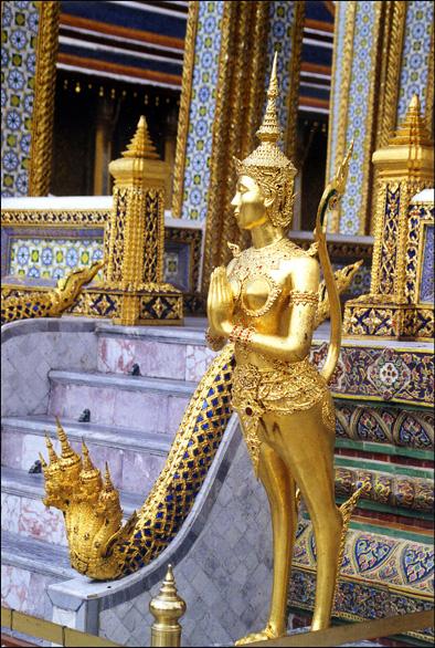 bangkok-wat-phra-kaeo-3.1257764595.jpg