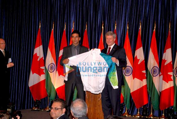 Akshay Kumar le porteur du flambeau indien au JO de 2010!