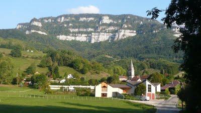 Créer un clivage élu local - opinion publique pour faire passer la réforme territoriale ? Créer un clivage élu local - opinion publique pour faire passer la réforme territoriale ?