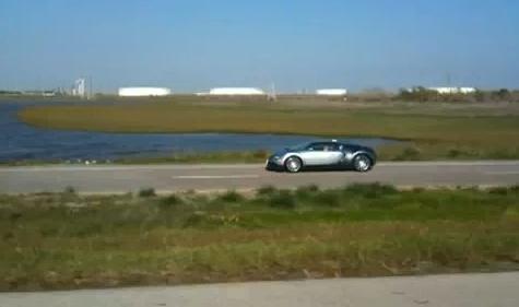 veyron-dans-un-lac
