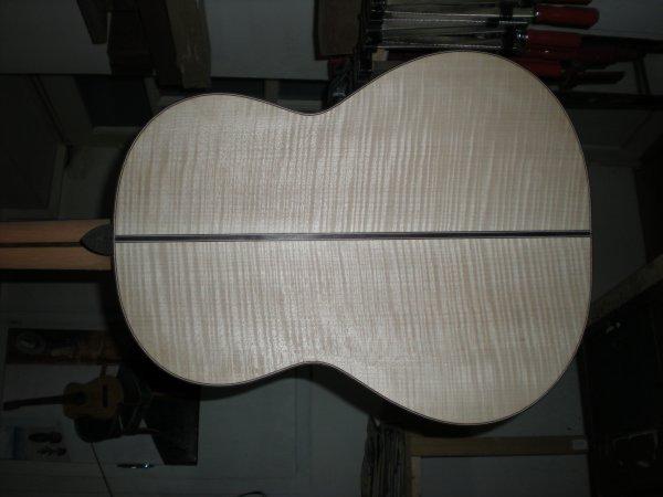 Artisan luthier