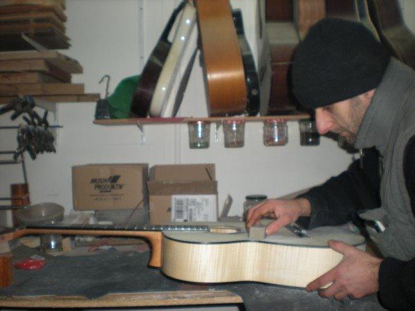 Artisan luthier