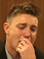 Lane Garrison en pleurs au Tribunal de Beverly Hills