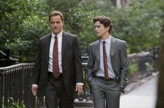 WHITE COLLAR