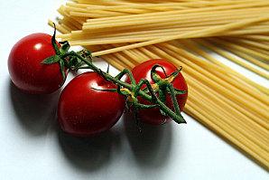 Spaghetti aux courgettes et tomates cerises