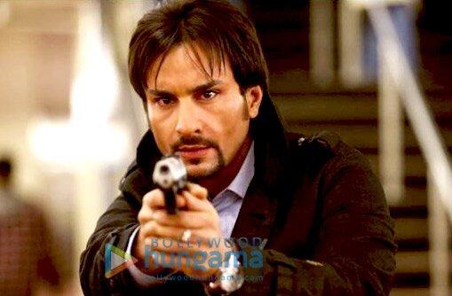 Kurbaan, Saif Ali Khan,Kareena Kapoor,Vivek Oberoi,Dia Mirza,Kirron Kher,Om Puri,Akash Khurana,Nauheed Cyrusi, 