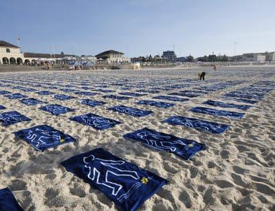 La réalité parle mieux que les chiffres: Beach stunt contre le cancer La réalité parle mieux que les chiffres: Beach stunt contre le cancer