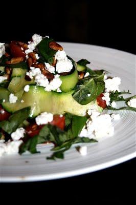 MES TAGLIATELLES DE COURGETTES A LA FETA ET AU CITRON ...... MES TAGLIATELLES DE COURGETTES A LA FETA ET AU CITRON ......