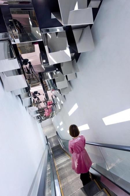 502-Barbie-Shanghai-Store-by-Slate-Architecture-10