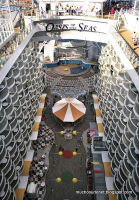 Oasis of the Seas, le plus grand paquebot du monde