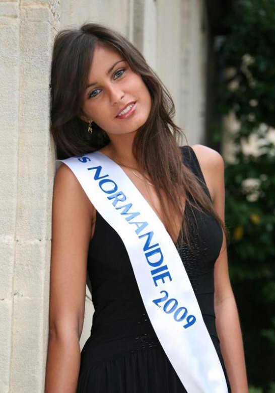 Malika Ménard Miss France 2010 