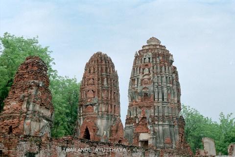 Ayutthaya et les anciennes capitales de Thaïlande thailande-ayutthaya-domes.1259141259.JPG