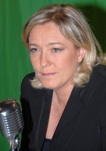La Suisse gagne une grande bataille sur L'islamisation de son pays ... !!! Marine LE PEN.jpg
