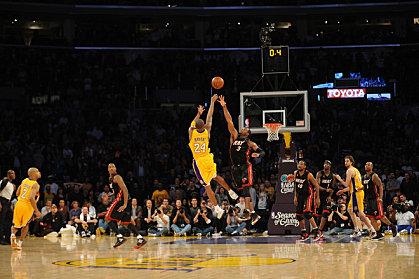 Les Lakers s'imposent grâce à un miracle signé Bryant !