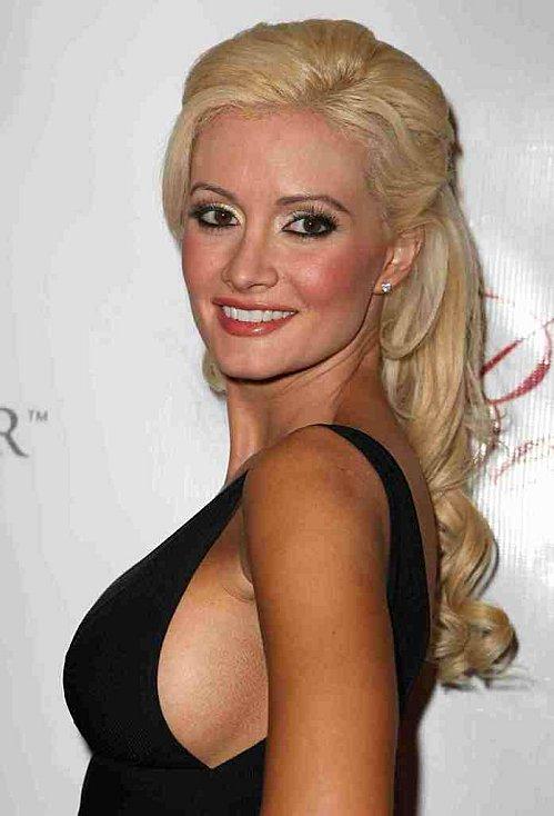 La belle poitrine d'Holly Madison