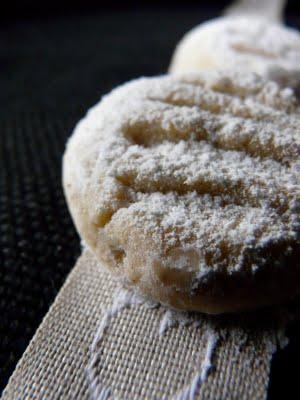 Flocons de neige pour le 2ème dimanche de l' Avent Flocons de neige pour le 2ème dimanche de l' Avent