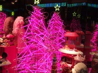 Castelbajac illumine le BHV avec