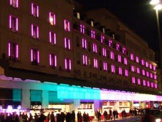 Castelbajac illumine le BHV avec