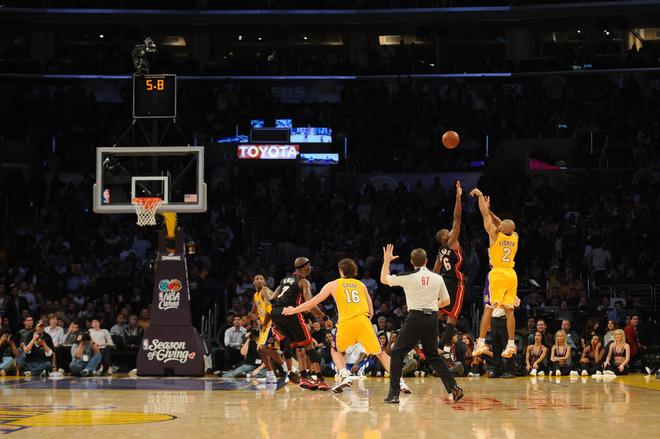Heat 107 @ Lakers 108 (04.12.2009) Heat 107 @ Lakers 108 (04.12.2009)