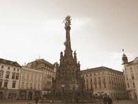 Sloup Nejsvětější Trojice - La colonne de la Ste trinité, Olomouc Ailleurs: La Ste trinité sur la colonne d'Olomouc