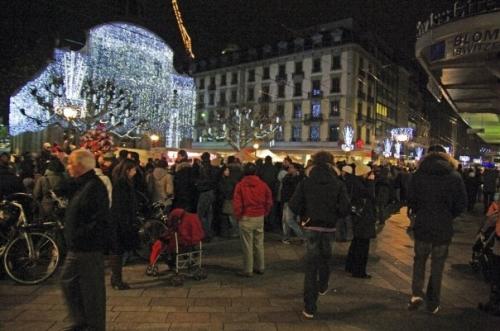 Le cortège de l’Escalade, j’y étais! 16362_1240706110713_1621127854_646883_8065902_n.jpg